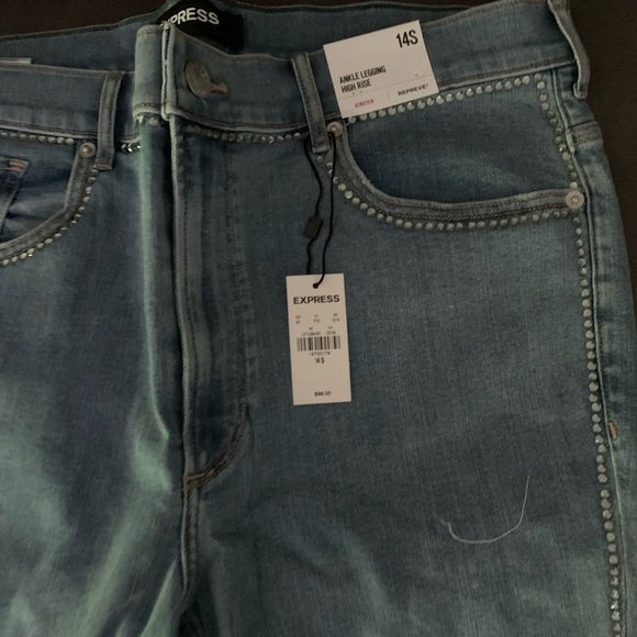 Express High Rise Rhinestone Ankle Jeans - Picture 4 of 4